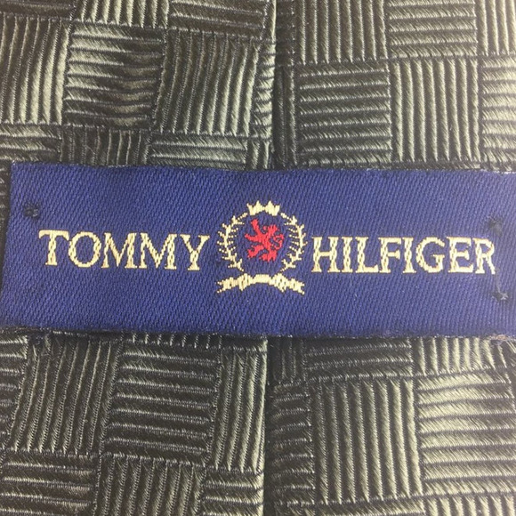 TOMMY HILFIGER SILK TIE - Picture 4 of 12